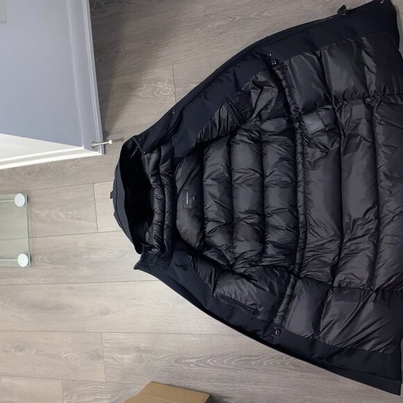 Mackage Men’s Parka Size 36 (Small–Slim Medium) Dark Navy Excellent Condition - Picture 2 of 6